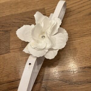 2T Toddler Girls White Adjustable Belt Flower Accessory For Dress Sweater Outfit